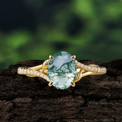 Luxury 4-Prong Oval Cut Natural Moss Agate Engagement Ring