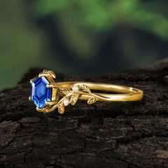 Luxury Nature-Inspired 6 Prong Hexagonal Sapphire Engagement Ring
