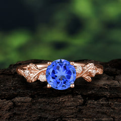 Heirloom-Grade 4 Prong Round Cut Sapphire Diamond Ring