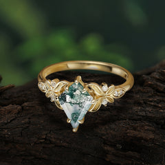 Luxury Nature-Inspired Kite-Cut Natural Moss Agate Engagement Ring
