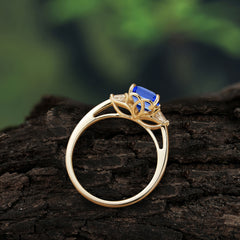 Vintage - Style 4 Prong Emerald Cut Sapphire Ring