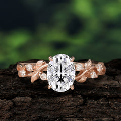 Boho 4 Prong Oval Moissanite Wedding Ring