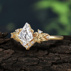 Luxury Nature-Inspired 4-Prong Kite-Cut Moissanite Engagement Ring