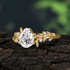 Nature-Inspired Vine-Entwined 4-Prong Teardrop-Cut Moissanite Engagement Ring