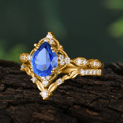 Luxury Vintage 5 Prong Pear-Cut Sapphire Engagement Ring