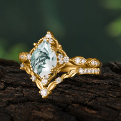 Luxury Vintage 5 Prong Pear-Cut Natural Moss Agate Engagement Ring