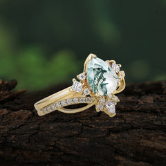 Fashion-Forward 3 Prong Luxury Pear-Cut Natural Moss Agate Engagement Ring Set