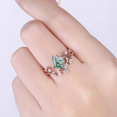 Fashion 4-Prong Kite-Cut Natural Moss Agate Engagement Ring Set