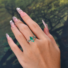 Luxury Nature-Inspired 4-Prong Kite-Cut Emerald Engagement Ring Set