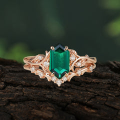 Nature-Inspired 4-Prong Hexagon-Cut Emerald Engagement Ring Set