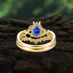 Nature-Inspired 4 Prong Pear-Cut Sapphire Ring Set