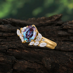Luxury 6-Prong Oval-Cut Alexandrite Engagement Ring Set
