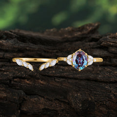 Luxury 6-Prong Oval-Cut Alexandrite Engagement Ring Set