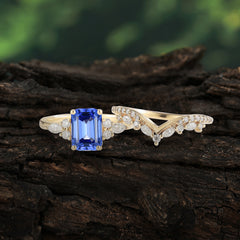 Luxury Vintage 4-Prong Emerald-Cut Sapphire Ring Set