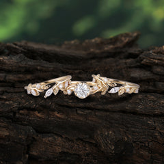 Romantic Nature-inspired 5-Prong Round Cut Moissanite Stacking Ring