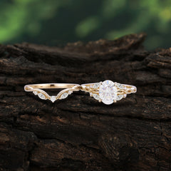 Romantic Nature-inspired 4-Prong Oval Cut Moissanite Stacking Ring