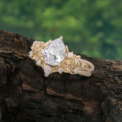 Art Nouveau 5-Prong Pear Cut Moissanite Ring