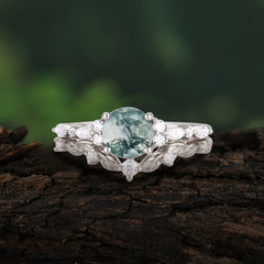 Vintage Botanical 4-Prong Round Cut Natural Moss Agate Ring