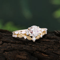 Vintage Botanical 4-Prong Round Cut Moissanite Ring