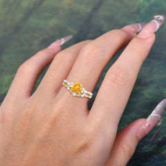 Vintage Botanical 4-Prong Round Cut Citrine Ring