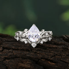 Nature - Inspired 3  Prong Pear Cut Moissanite Romantic Wedding Ring Sets