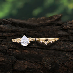 Nature - Inspired 3  Prong Pear Cut Moissanite Romantic Wedding Ring Sets