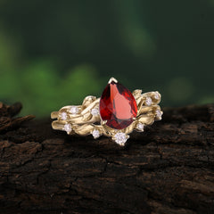 Nature - Inspired 3  Prong Pear Cut Garnet Romantic Wedding Ring Sets