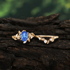 1.15 CT Delicate Leaf Accented 4 Prong Oval Shaped Sapphire Ring Sets