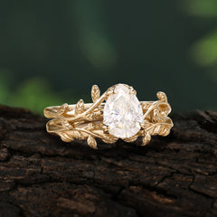 Artistic Vine  Themed 4 - Prong Pear Cut Moissanite Stackable Rings