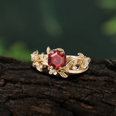 Naturalistic 4 - Prong Hexagon - Cut Garnet Ring Sets