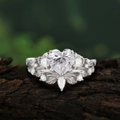 Nature - Inspired 3 - Prong Heart - Cut Moissanite Stackable Ring Set