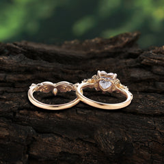 Nature - Inspired 3 - Prong Heart - Cut Moissanite Stackable Ring Set