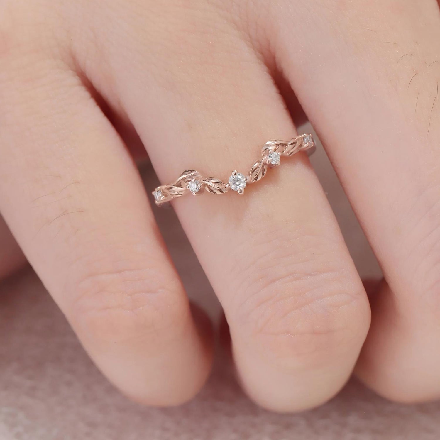 Unique Round Cut Moissanite Wedding Ring for Women