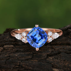 Classic Elegant 4-Prong Princess Cut Sapphire Engagement Ring
