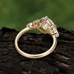 Classic Elegant 4-Prong Princess Cut Moissanite Engagement Ring