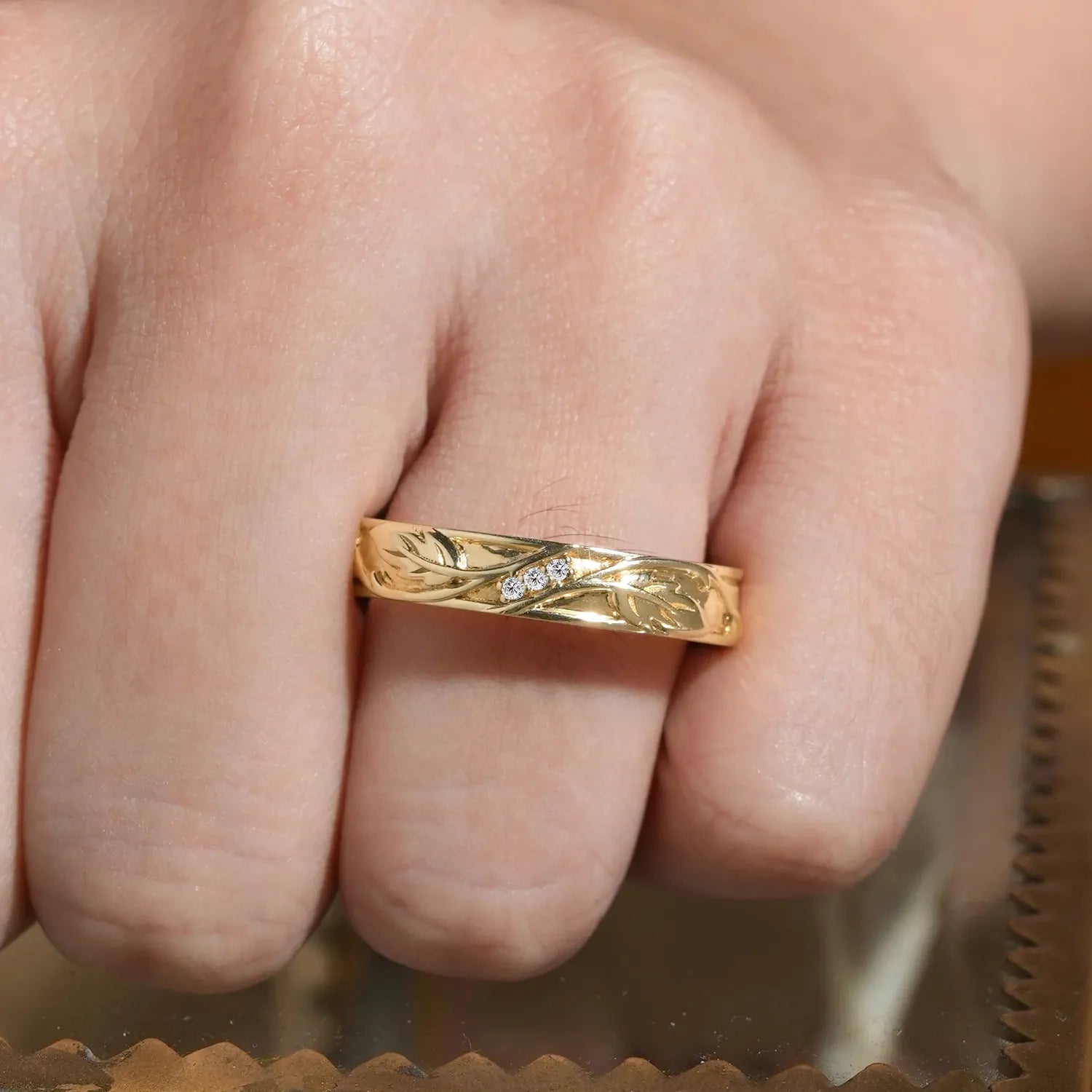 Natural Inspired Luxury Round Cut Moissanite Engagement Men's ring