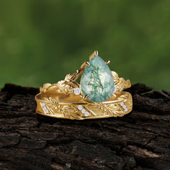 Elegant & Luxurious 3 prong Pear-Cut Natural Moss Agate Wedding Band Set