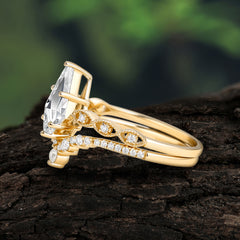 Luxury Vintage 6-Prong Kite-Cut Moissanite Engagement Ring