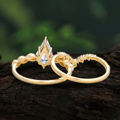 Luxury Vintage 6-Prong Kite-Cut Moissanite Engagement Ring